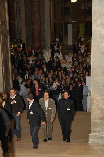 Vorschau Bild von Die APA - Austria Presse Agentur lud Dienstagabend im Kunsthistorischen Museum auf Entdeckungsreise in das originelle und farbenfrohe Werk des Renaissance-Künstlers Arcimboldo.