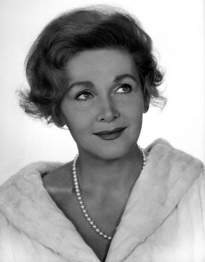 Die am 3. August 2006 in Schruns/Vorarlberg im Alter von 90 Jahren verstorbene Opernsängerin Elisabeth Schwarzkopf vermachte ihren gesamten Nachlass zu gleichen Teilen dem SOS-Kinderdorf und der St. Anna Kinderkrebsforschung. Schwarzkopf (geb. 9.12.1915 in Jarotschin/Polen) war deutsch-britische Staatsbürgerin mit Sitz in Österreich und gilt neben Maria Callas als eine der berühmtesten Opernsängerinnen des 20. Jahrhunderts.