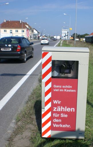 VIONA - Video Identifikation und Online Analysen für Verkehrsströme
