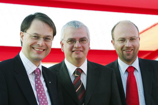 Blicken auf ein erfolgreiches Jahr zurück: Dr.Gerhard Drexel, Aufsichtsratsvorsitzender SES Spar European Shopping Centers, Mag. Marcus Wild, CEO der SES Spar European Shopping Centers und Mag.Christoph Andexlinger, EUROPARK Center-Manager (Personen v.l.n.r.)