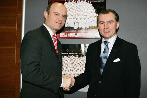  Feuersbrunner Sternekoch & Euro Toques Chef Toni Mörwald übernimmt von Rudi Obauer die Präsidentschaft für den internationalen Kochwettbewerb Bocuse d’Or. Im Bild: Rudolf Obauer & Toni Mörwald