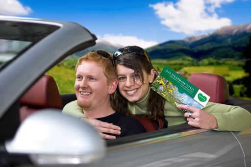 Die steirischen Ferienwohnungs-, Ferienhaus- und Privatzimmervermieter bieten mit dem "Steiermark Ticket" einen Gutschein, der neben den mehr als günstigen sechs Übernachtungsmöglichkeiten um insgesamt 222 Euro auch noch sechs freie Eintritte in 52 Ausflugs- und Kulinariumsziele inkludiert.