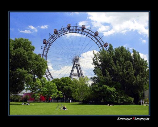 Der Wiener Prater hat sich auf die bevorstehende EURO 2008TM bestens vorbereitet. Besonderes Gewicht wurde dabei auf die Optimierung des Kundenservices gelegt.