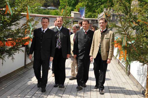 Eöffnung Sonderausstellung Fürstliches Halali - Jagd am Hofe Esterházy
http://pressefotos.at/m.php?g=1&u=38&dir=200805&e=20080509_d&a=event