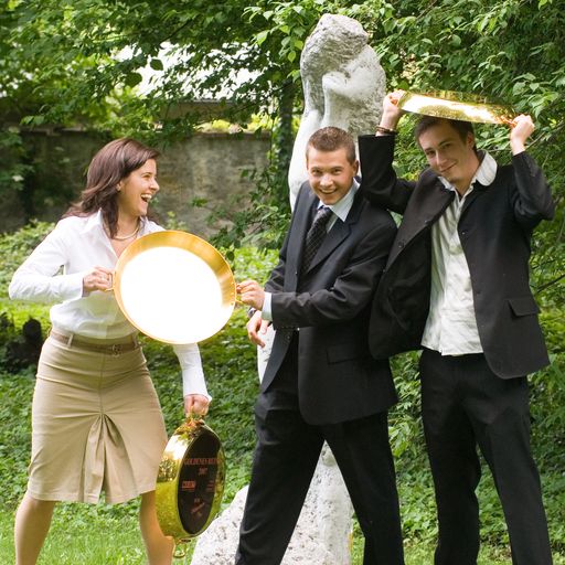 Vorschau Bild von Goldenes Reindl Kochwettbewerb 2007 BRAUUnion Österreich. Im Bild: Die Jungen Gewinner des Vorjahres.