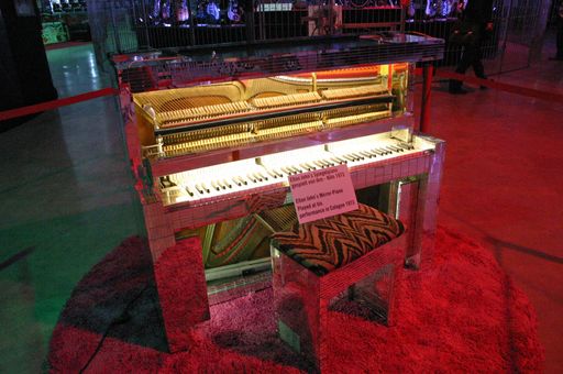 Vorschau Bild von Spiegelpiano von Elton John, 1973