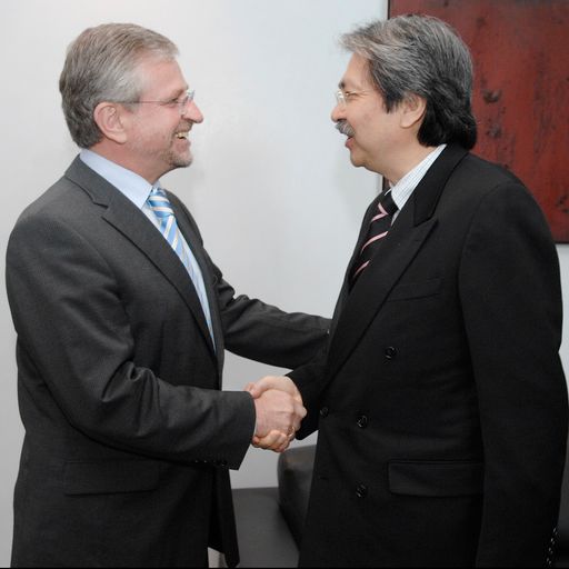 Japanischer Finanzminister John Tsang bei Finanzminister Wilhelm Molterer
