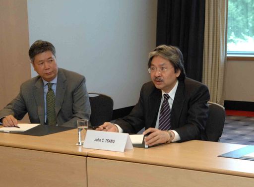  John C. Tsang, Financial Secretary der Sonderverwaltungsregion Hongkong, besucht derzeit mit einer 18-köpfigen Wirtschaftsdelegation Österreich
