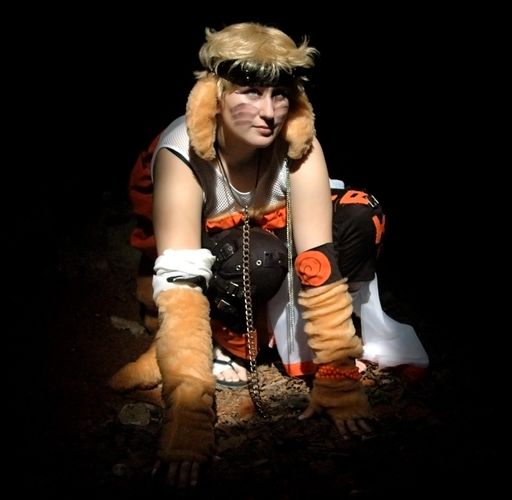 Vorschau Bild von Cosplay aus der Anime-Serie "Naruto"
Corina als "Naruto"
http://www.maco.or.at/presse-bildmaterial