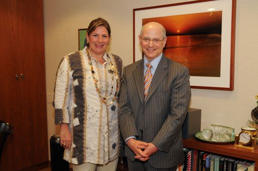 Gesundheitsministerin besucht weltweit anerkanntes Brustforschungszentrum in New York