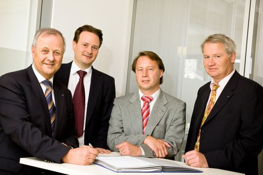  Neue Beteiligungen und Gründungen bei TBP-Gruppe. Im Bild v.l.n.r.: Geschäftsführer Ferdinand Wimmer, Prokurist Thomas Wimmer, Geschäftsführer TBP Upcon GmbH Matthias Ungerer, Prokurist Hartwig Fischer