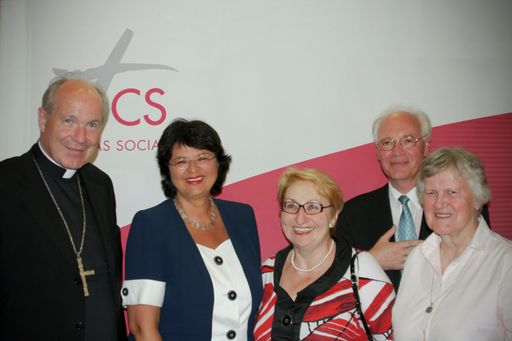 Vorschau Bild von Im Bild v.l.n.r.: Dr. Christoph Kardinal Schönborn, Vbgm. Mag.a Renate Brauner, LPräs. a.D. Maria Hampel-Fuchs, Eduard Spörk Sr., Blandina Wenighofer CS