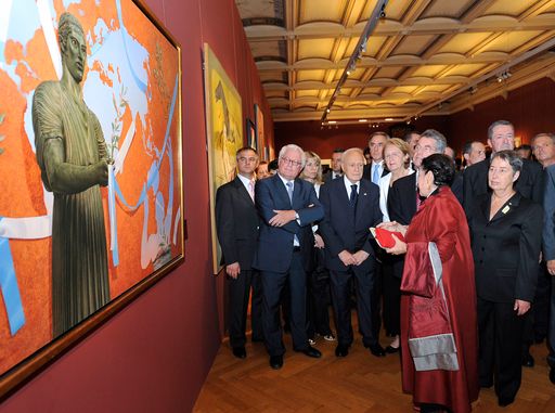 2.v.l.n.r.: Prof. Dr. Wilfried Seipel (Generaldirektor Kunsthistorisches Museum), Karolos Papoulias (Präsident Griechenland), May Papoulias, Dr. Heinz Fischer (Bundespräsident), Dr. Martina Lambraki-Plaka (Direktorin der Griechischen Nationalpinakothek und des Alexander Soutzos Museums Athen), Margit Fischer
http://pressefotos.at/m.php?g=1&u=1&dir=200807&e=20080704_k&a=event