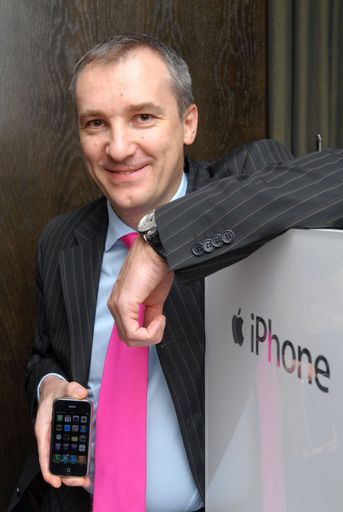  Robert Chvátal, Vorsitzender der Geschäftsführung 
T-Mobile Austria
