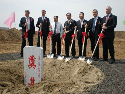  Der erste Spatenstich für das zweite chinesische Werk in Tianjin erfolgte im Mai 2008.