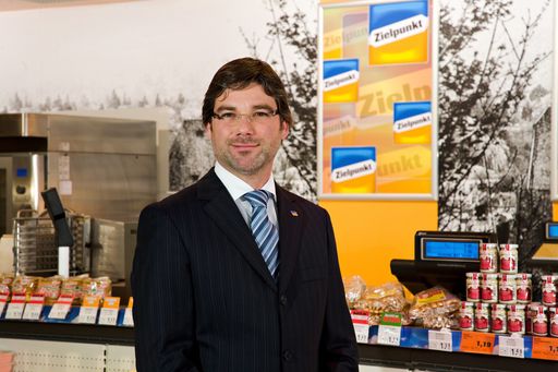  Mag. Jörg Grossauer - Mitglied der Geschäftsführung Zielpunkt Warenhandel GmbH & Co KG, Bereich Category Management & Marketing