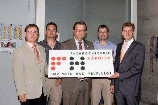 im Bild v.l.n.r.: GF Walter Schneider, Zentrumsleiter Michael Reil, GF Thomas Klinger, FH-Vorstand Siegfried Spanz, GF Herbert Kotschnig