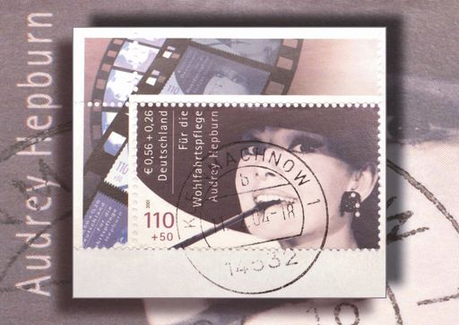 Audrey-Hepburn-Wohlfahrtsmarke, die wertvollste Briefmarke der Nachkriegszeit: ein Druck mit Signaturen von Boris Becker und aktiven Spitzensportlern wird während der WIPA08 für wohltätige Zwecke versteigert.