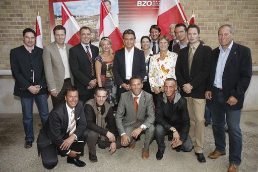 Gruppenfoto der BZÖ-Kandidaten von der Bundesliste zur NR-Wahl