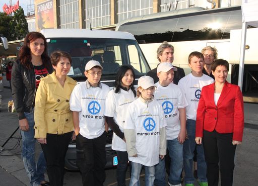 Vorschau Bild von Verabschiedung der Teilnehmer der "Friedensflotte mirno more 2008" mit NR-Präs. Prammer, Sozialminister Buchinger, StR Wehsely und Mirna Jukic