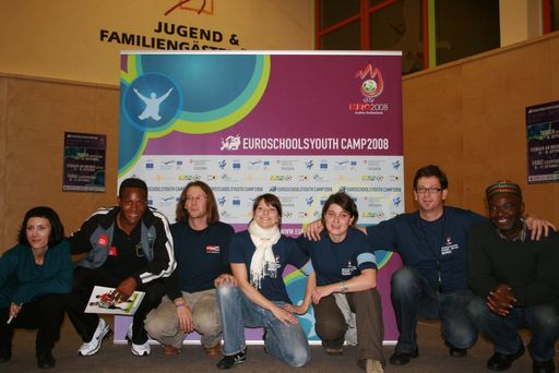 Vorschau Bild von Vom 14. bis zum 21. September treffen im EUROSCHOOLS YOUTH CAMP 2008 Jugendliche aus Österreich, der Schweiz und Liechtenstein auf Gleichaltrige aus allen 53 UEFA Nationen! Nähere Informationen finden Sie unter www.euroschools2008.org/youthcamp.php, Informationen zum Wipptal finden Sie unter www.wipptal.at, die Jugend & Familiengästehäuser finden Sie unter www.jfgh.at.