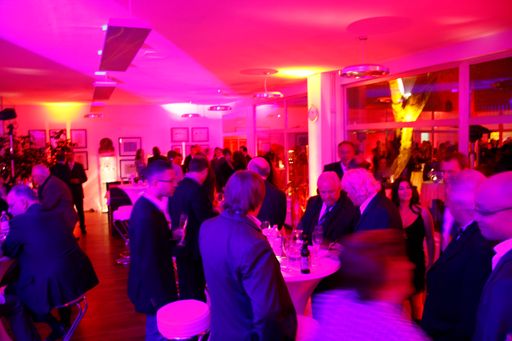  Unter dem Motto 'HINK - Neu!' präsentierte die Wiener Pasteten-Manufaktur gestern Abend rund 500 geladenen Gästen viele Innovationen in den neu umgebauten Räumlichkeiten.