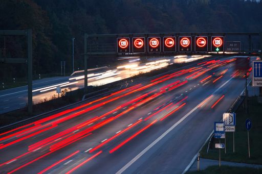 Vorschau Bild von Behinderungen auf Autobahnen - aktuelle Meldungen auf traffic24