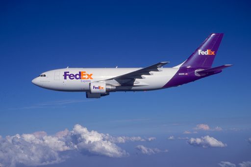  FedEx Express, Tochterunternehmen der FedEx Corp. (NYSE: FDX), hat sein Serviceangebot für die Übernacht-Lieferung von Österreich in große Städte an der amerikanischen Ostküste verbessert: Mit dem FedEx International Priority Freight(R) (IPF) Service können Kunden ihre schwergewichtigen Frachtsendungen über 68 kg jetzt bereits am nächsten Werktag in wichtigen Märkten im Osten der USA ausliefern lassen.