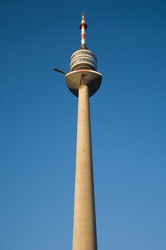 17. Donauturm-Treppenlauf: Wiens Spitzen-Sehenswürdigkeit fordert sportliche Spitzenleistungen