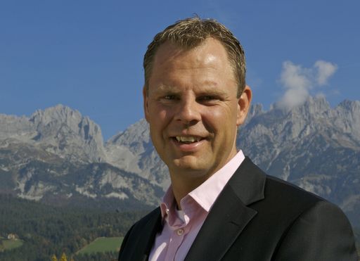 Vorschau Bild von Michael Pooth, einer der GF von Travel Partner in Ellmau/Tirol, sieht in der aktuellen Finanzkrise eine Chance für gute touristische Angebote in Österreich.
