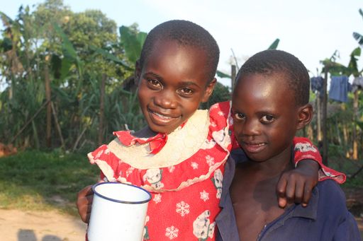  Mit nur 6 Cent kann einem Kind in Uganda sein Frühstück gesichert werden.