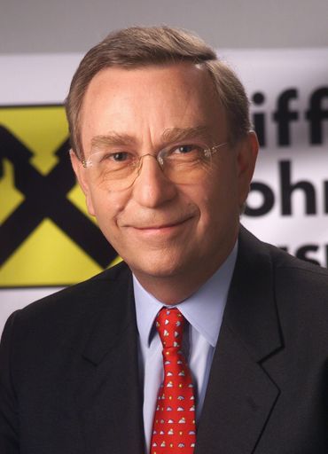 Der Generaldirektor der Raiffeisen Bausparkasse, Dr. Erich Rainbacher, feiert heute seinen 60. Geburtstag und gleichzeitig sein 20-Jahr-Jubliläum als Unternehmenschef.