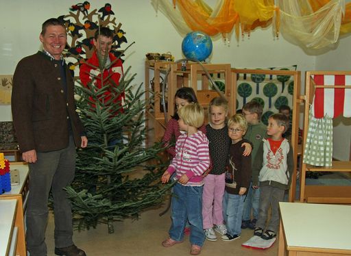 Vorschau Bild von Christbaumübergabe in Oberösterreich