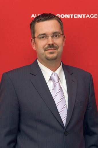 Clemens Pig übernimmt mit 1. Jänner 2009 die Leitung des Bereichs Marketing & Verkauf der APA-Gruppe - Vorstand erteilte Prokura