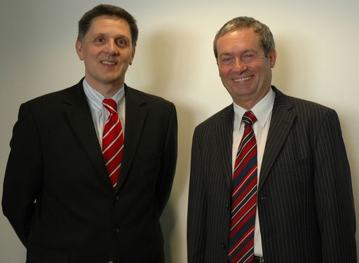  Geschäftsführer Werner Weinguny und Account Manager Andreas Omasits (v.l.n.r.) von der HENRICHSEN AUSTRIA GmbH freuen sich darauf, die Kongress-Teilnehmer im Namen aller Referenten am 27. und 28. Jänner in Wien begrüßen zu dürfen.
