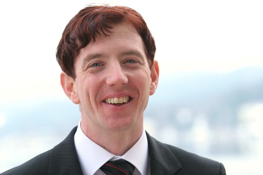Peter McDonald ist seit 2003 in der Bundesleitung des Wirtschaftsbundes tätig, und war zuletzt als Gesundheits- und Sozialpolitischer Experte von Karlheinz Kopf wesentlich an der Koordination der Sozialversicherungen und Einigung der Sozialpartner zur Zukunftssicherung der Krankenkassen beteiligt. Der Absolvent der Wirtschaftswissenschaften an der Johannes Kepler Universität war zwischen 1999 und 2002 Vorsitzender der Linzer Hochschülerschaft, wo er seine ersten politischen Sporen verdiente. Peter McDonald ist Vater von vier Kindern und pendelt zwischen Wien und Gmunden.