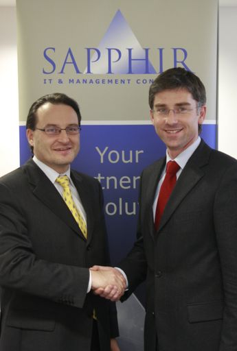  vlnr: Peter König, CEO SAPPHIR und Christian Hager, Business Development Manager SAPPHIR