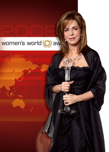 Königin Noor von Jordanien wird am 5. März 2009 im Rahmen einer glanzvollen TV-Gala in Wien die vierten WOMEN’S WORLD AWARDS an Frauen für ihre herausragenden Leistungen verleihen.