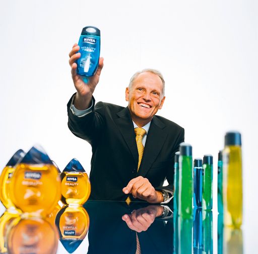  Dr. Ulrich Schmidt, Geschäftsführer der Beiersdorf CEE Holding GmbH