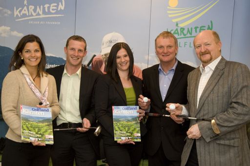  Mit einer Auflage von insgesamt 55.000 Stück erschien Mitte Feber 2009 ein Sonderheft über "Golfland Kärnten". (vlnr) Mag. Helvig Kanduth, Mag. Roland Sint, Mag. Claudia Pettauer, Günther Novak, Mag. Karl Grossmann