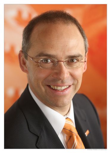  In seiner neuen Funktion berichtet Mag. Thomas Pucharski (41) direkt der Geschäftsführung und koordiniert sämtliche Vertriebstätigkeiten hinsichtlich Fernwärme und Fernkälte.