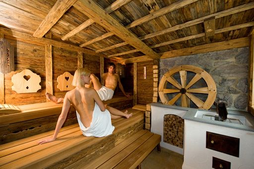 Vorschau Bild von Höchste Qualität und heimische Spitzenprodukte: Mit der Entwicklung von wada und der neuen Beauty & Vital Residenz auf 1.000 m? und  vier Etagen beschreitet das Hotel Alpenrose innovative Wege.