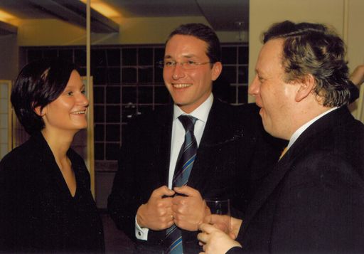 Foto von Fuhrmann, Horngacher und Ita im Rahmen der Abschiedsfeier des BMI für Kabinettschef Mag. Ulmer im Jahr 2004