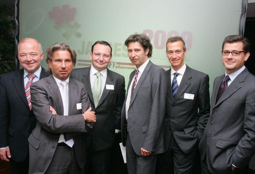  Im Bild v.l.n.r.: KR Konrad Steindl(Abgeordneter zum Nationalrat und Wirtschaftssprecher der ÖVP), Chris Radda (Herausgeber von Medianet), Dr. Martin Frank (Ressortleiter Corporate Finance & Public Sector der Bank Austria), Andreas Lampl( Chefredakteur von Format und Trend), DI Norbert Schöfberger (Direktor der Personal Systems Group von H), Mag. Gregor Erasim(Head of Financial Services Eastern Europe von Capgemini).
Weitere Bilder unter: 
http://pressefotos.at/m.php?g=1&u=68&dir=200904&e=20090423_f&a=event