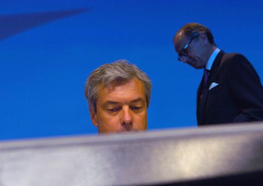 Vorschau Bild von Pressefotopreis Objektiv 09. Siegerbild der Kategorie Wirtschaft: AUA-Krise von Regine Hendrich - HONORARFREIER ABDRUCK NUR IM ZUSAMMENHANG MIT DER BERICHTERSTATTUNG UEBER DEN "OBJEKTIV 2009"!!