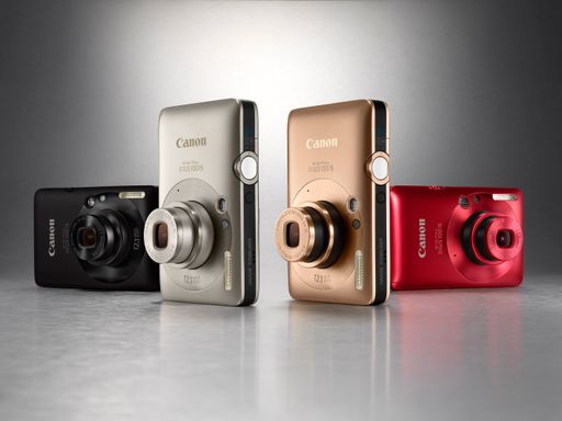 Die stylische IXUS 100IS ist die schlankste IXUS aller Zeiten