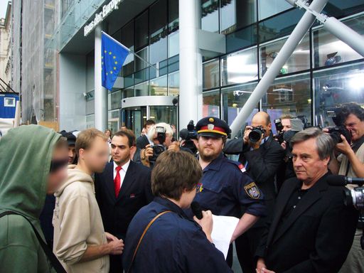 Vorschau Bild von Rede während ZIB-Live-Übertragung