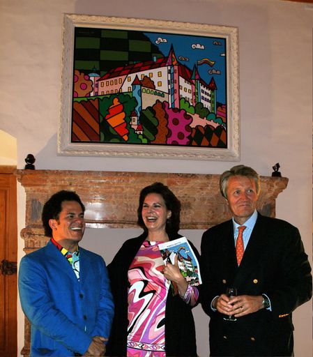 Vorschau Bild von Graf und Gräfin Goess-Enzenberg mit Popart Künstler Romero Britto