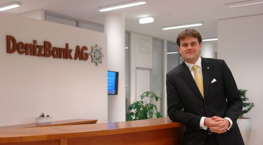 Dr(s.) M. van Mancius, CEO DenizBank AG