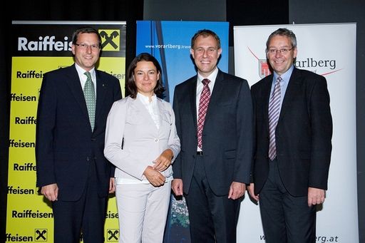  v.l.n.r.: Dr. Johannes Ortner, Dr. Angelika Böhler, Dir. Mag. Christian Schützinger, Landesrat Mag. Karlheinz Rüdisser